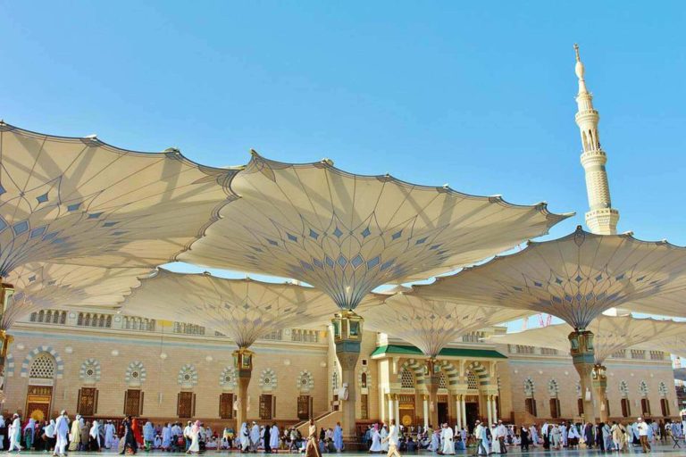 Holy Mosques Body Offering Pilgrims And Services Media Content