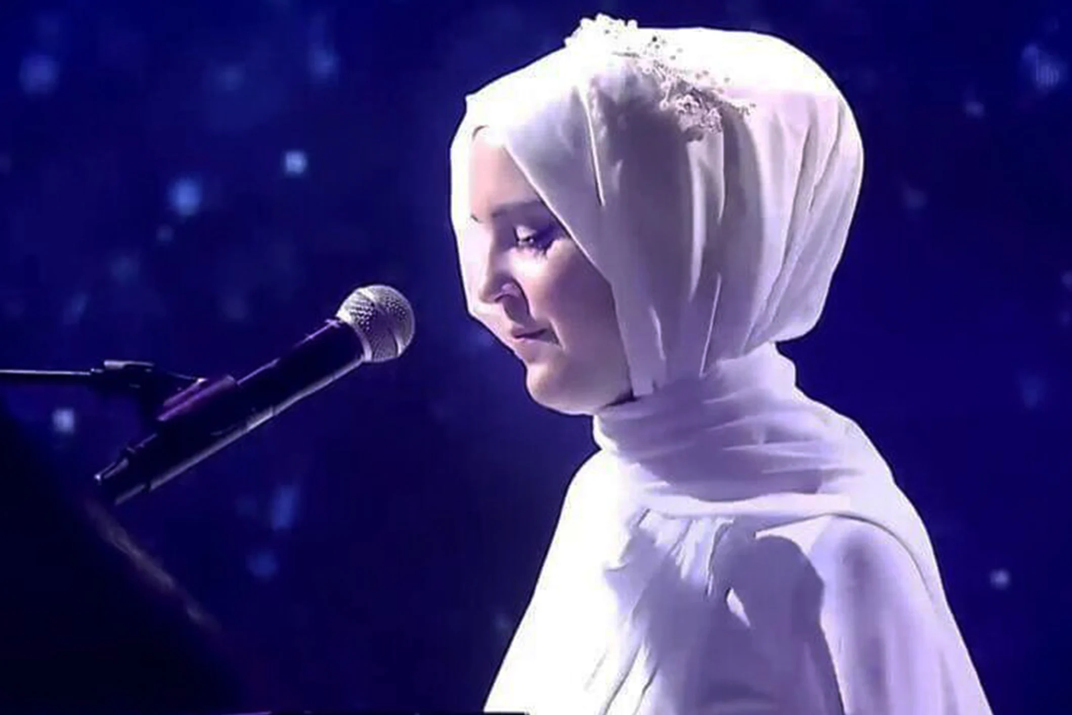 Salwa Lauren British Singer, Converted To Islam and Hifz The Holy Quran