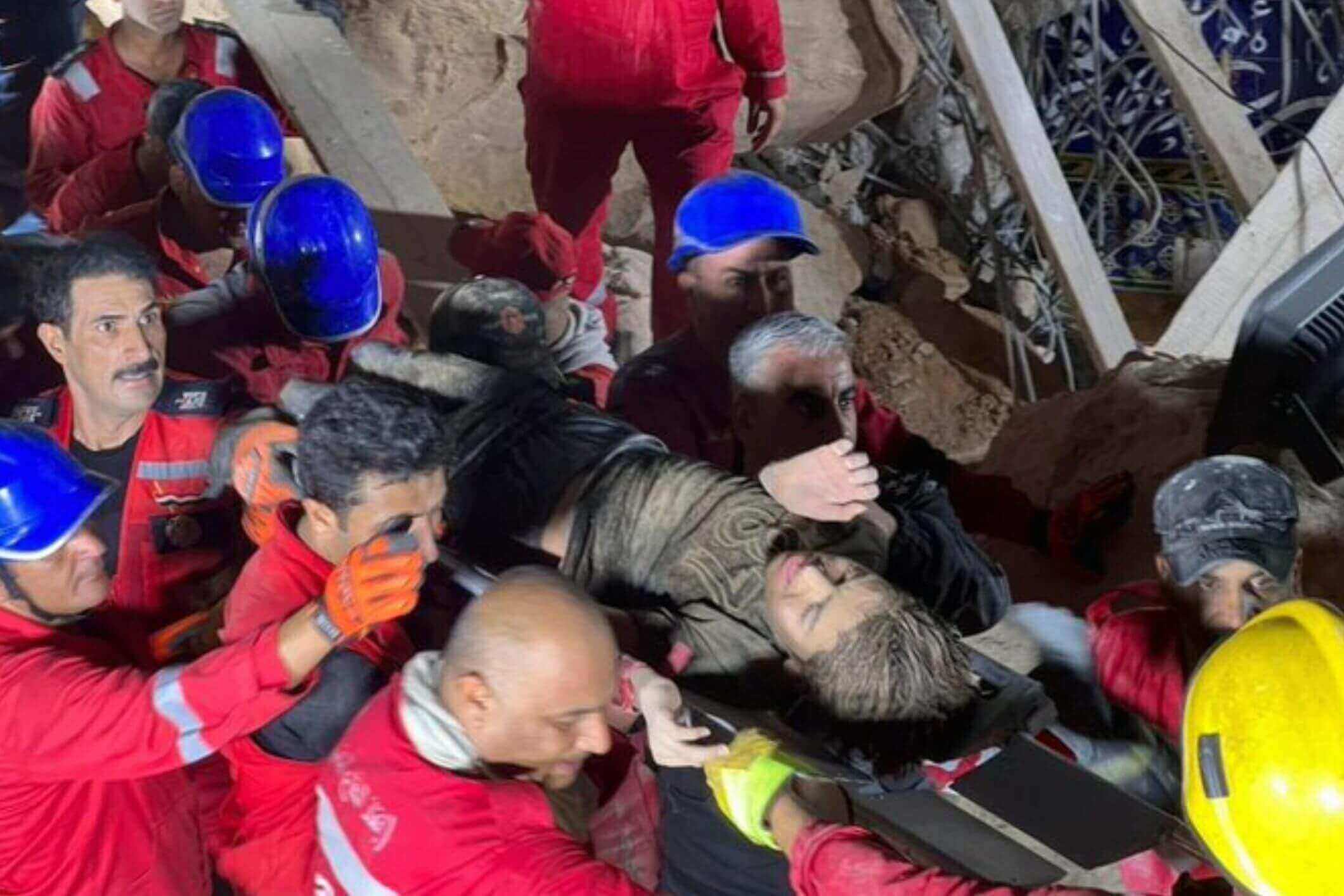 Seven Muslim Bodies Pulled From Rubble After Landslide Iraq Shrine Collapse