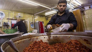 Al-Abbas Shrine Host Restaurant Begins Preparing For Arbaeen