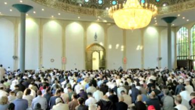 UK Mosque Open Door Day Promotes Interfaith Harmony