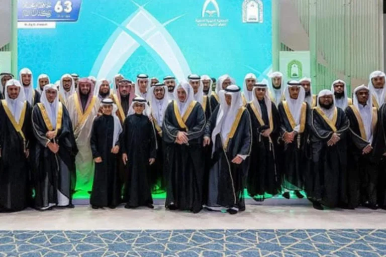 In KSA’s Al-Khabra 63 Quran Memorizers Honored