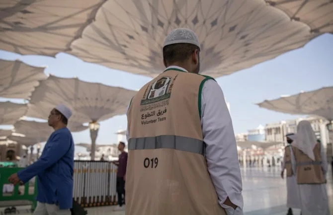 Visitors To Prophet's Mosque Receive Assistance From 681 Volunteers