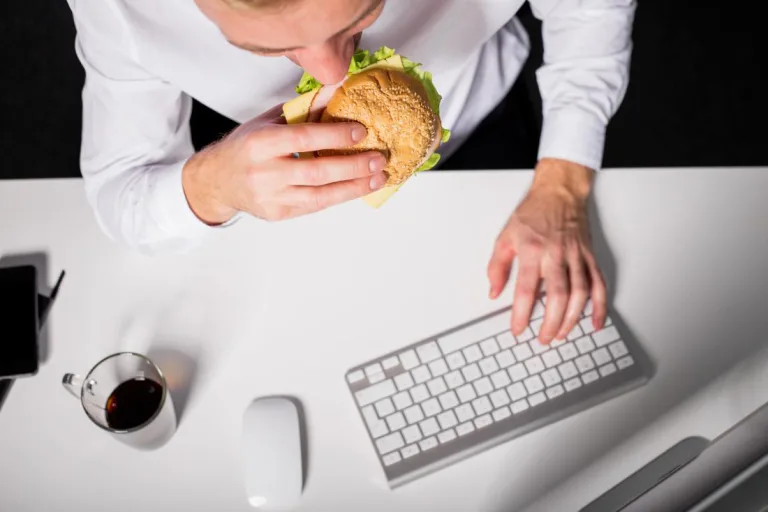 Eating Disorders Are Common In Universities. How To Help Your College-Bound Child